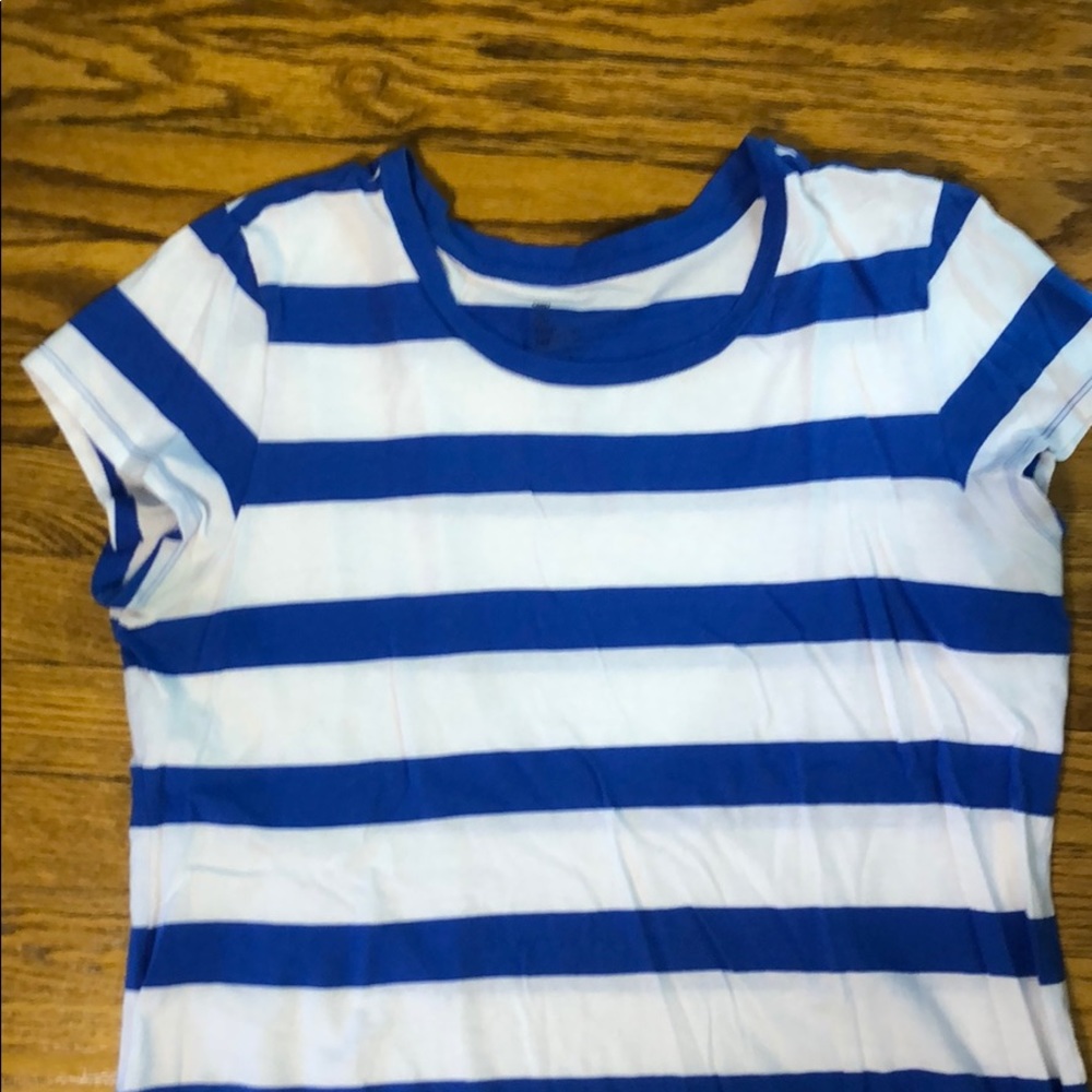 Gap T-shirt - Picture 2 of 4